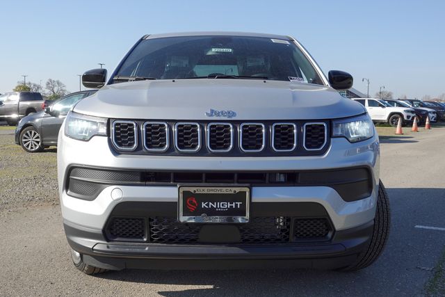 new 2025 Jeep Compass car, priced at $28,090