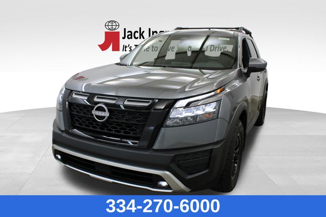 new 2025 Nissan Pathfinder car, priced at $46,505