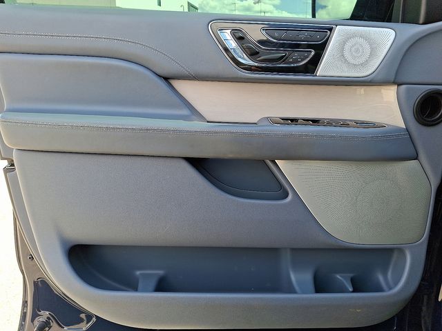 used 2020 Lincoln Navigator car, priced at $48,992