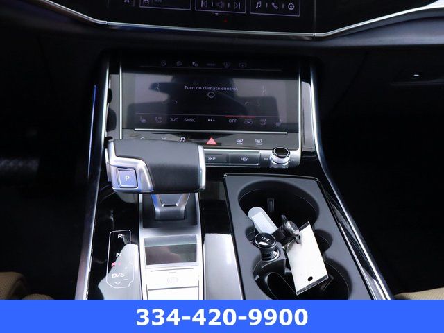 new 2025 Audi Q7 car, priced at $72,384