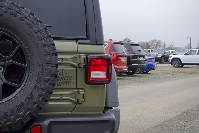 new 2025 Jeep Wrangler car, priced at $46,480