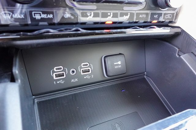 new 2025 Jeep Grand Cherokee car, priced at $47,180