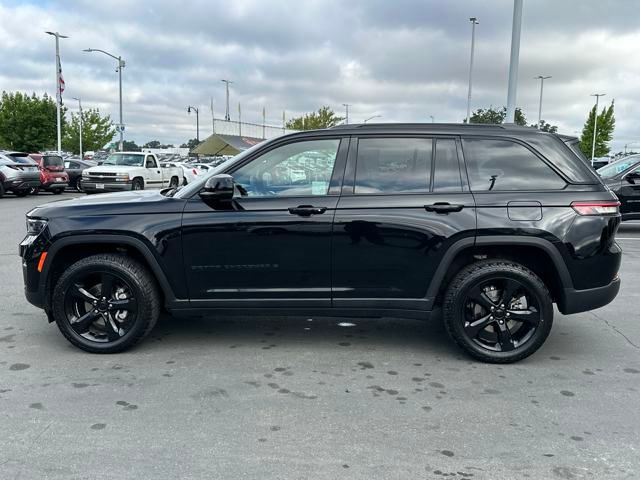 used 2023 Jeep Grand Cherokee car, priced at $32,449
