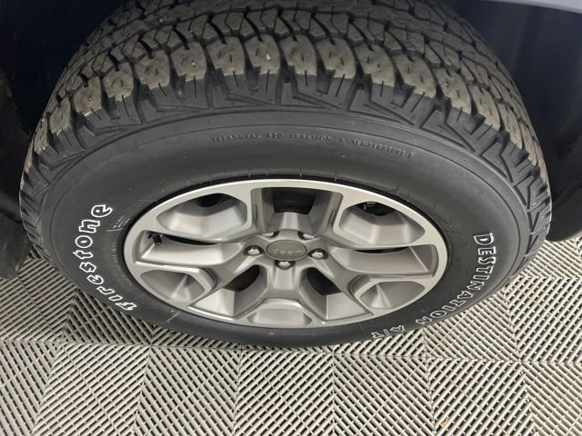 used 2021 Jeep Cherokee car, priced at $22,500