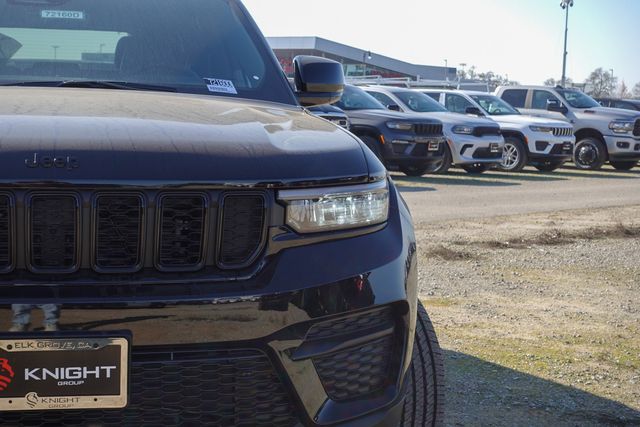 new 2025 Jeep Grand Cherokee car, priced at $40,650