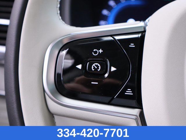 new 2025 Volvo XC90 car, priced at $62,997