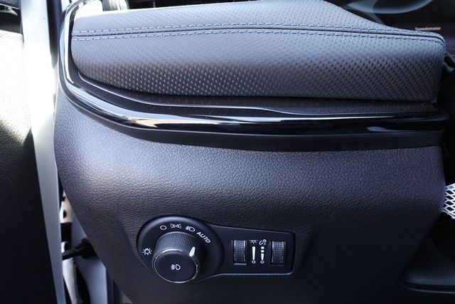 new 2025 Jeep Compass car, priced at $28,160