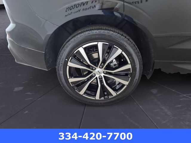 new 2025 Volvo XC60 car, priced at $55,335