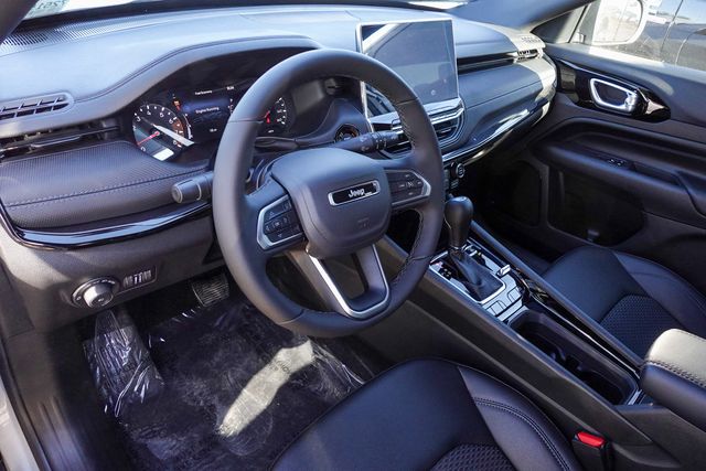 new 2025 Jeep Compass car, priced at $27,755