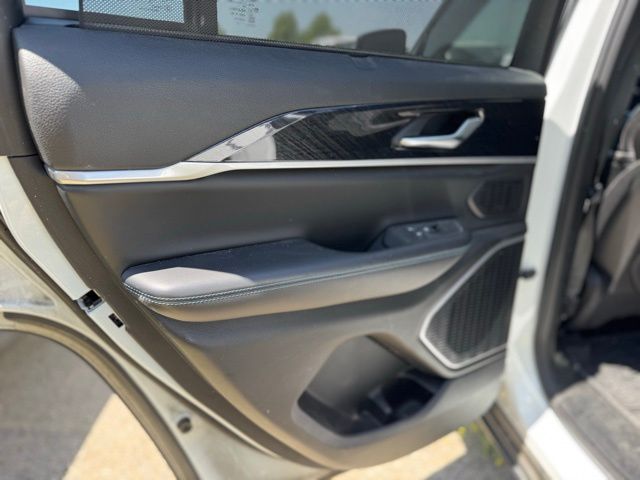 used 2023 Jeep Grand Cherokee car, priced at $46,435