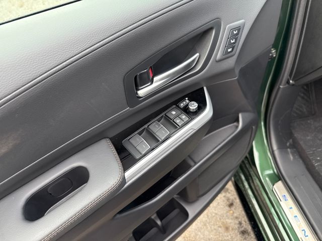 new 2025 Toyota Sienna car, priced at $61,554
