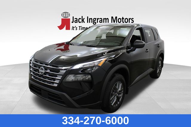 new 2025 Nissan Rogue car, priced at $30,800
