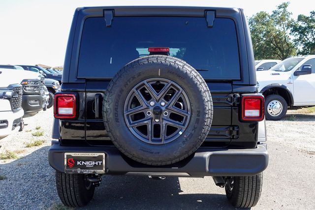 new 2025 Jeep Wrangler car, priced at $40,180