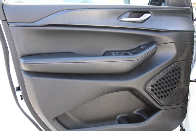 used 2024 Jeep Grand Cherokee L car, priced at $37,888
